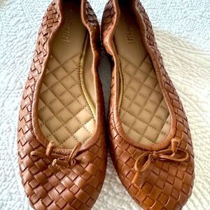 J. McLaughlin Tan Woven Loafers